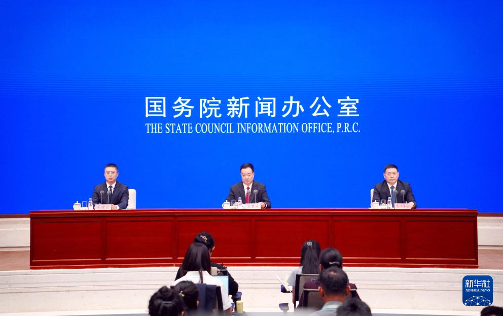 西藏自治区成立60年来各项事业取得全方位进步、历史性成就